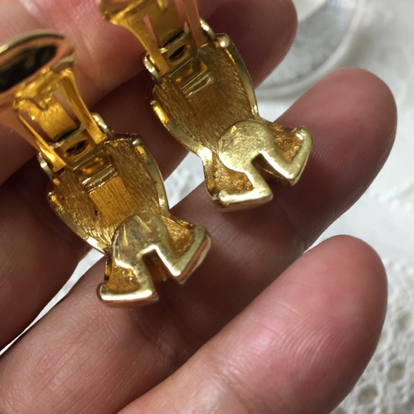 🖤Vtg Chr.Dior©️ X design clip earrings - Picture 10 of 14